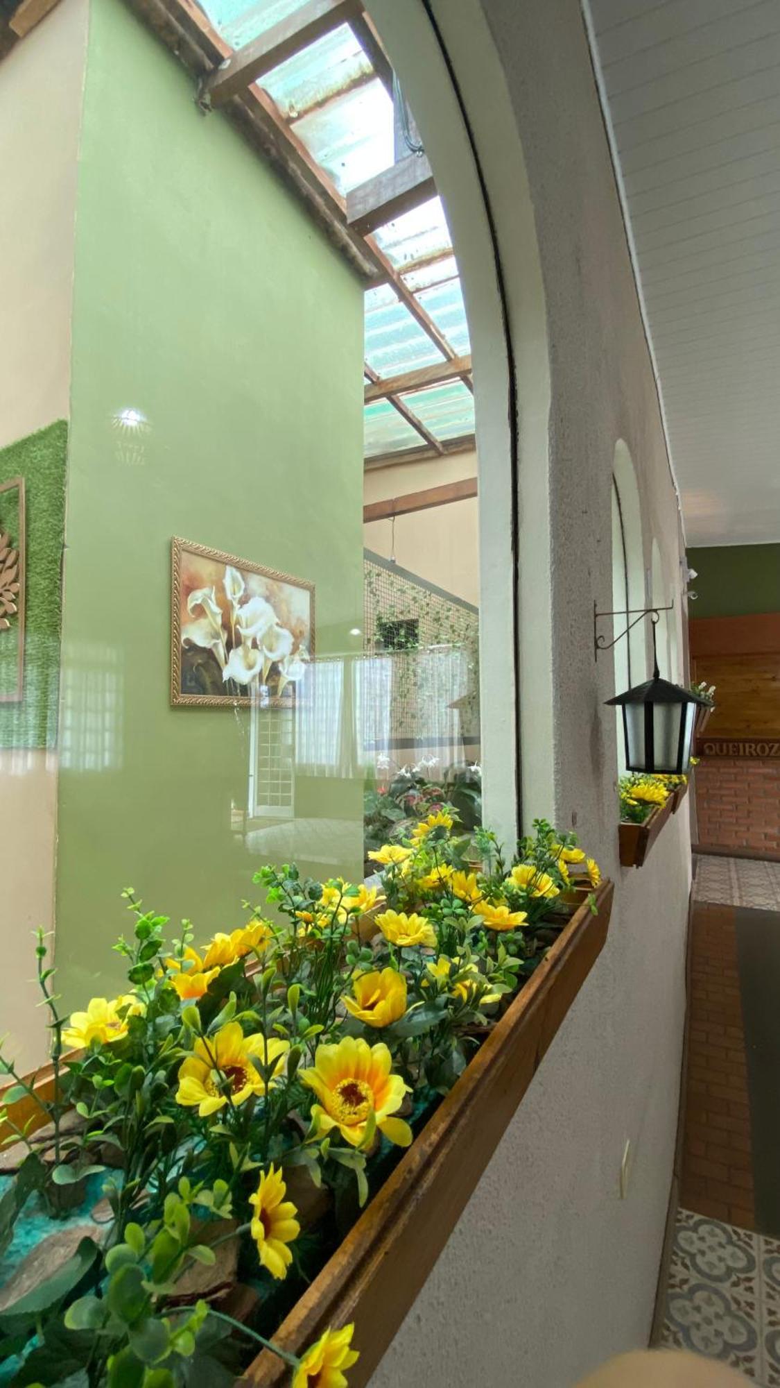 Queiroz Palace Hotel Siqueira Campos Esterno foto