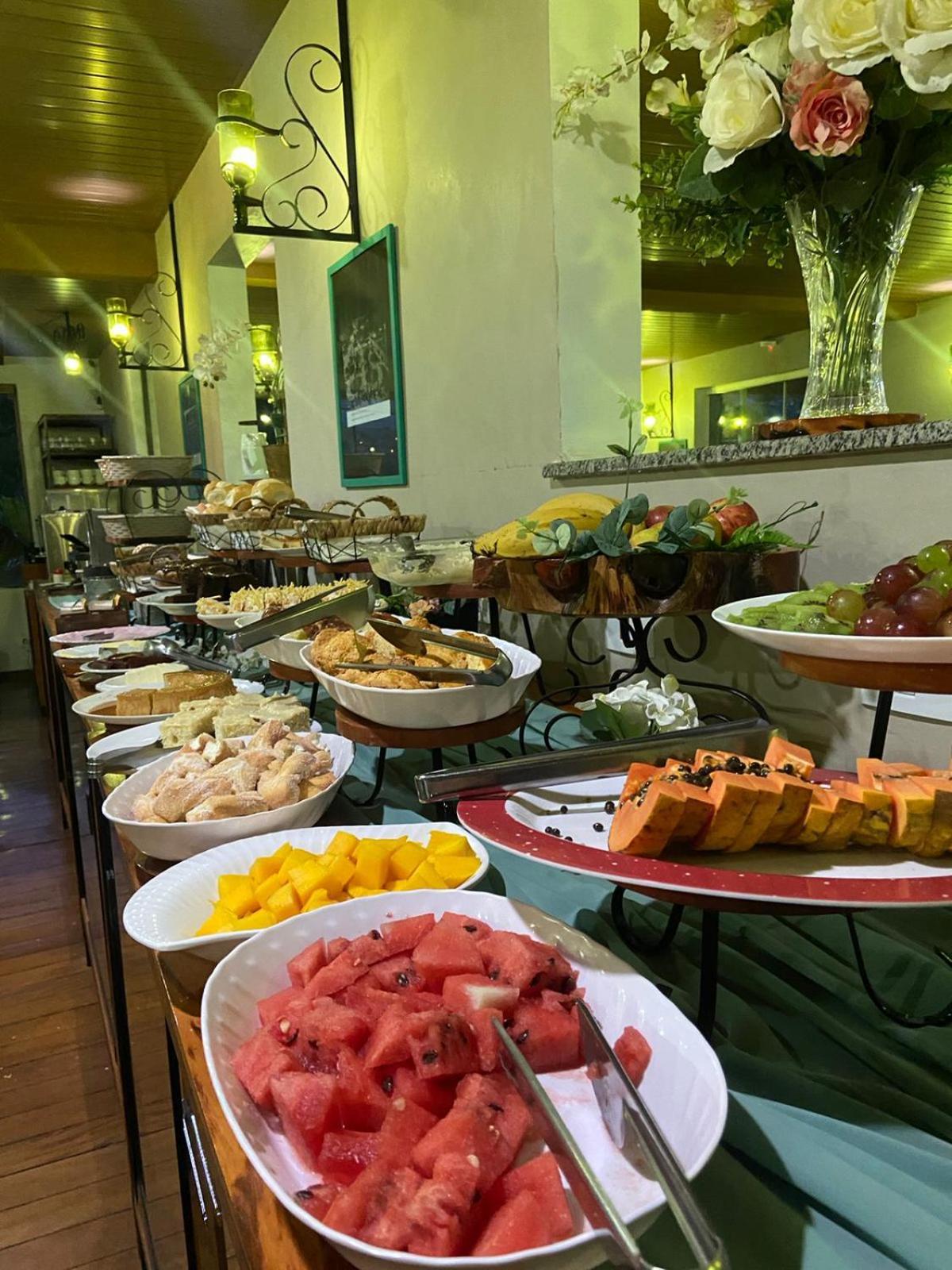 Queiroz Palace Hotel Siqueira Campos Esterno foto